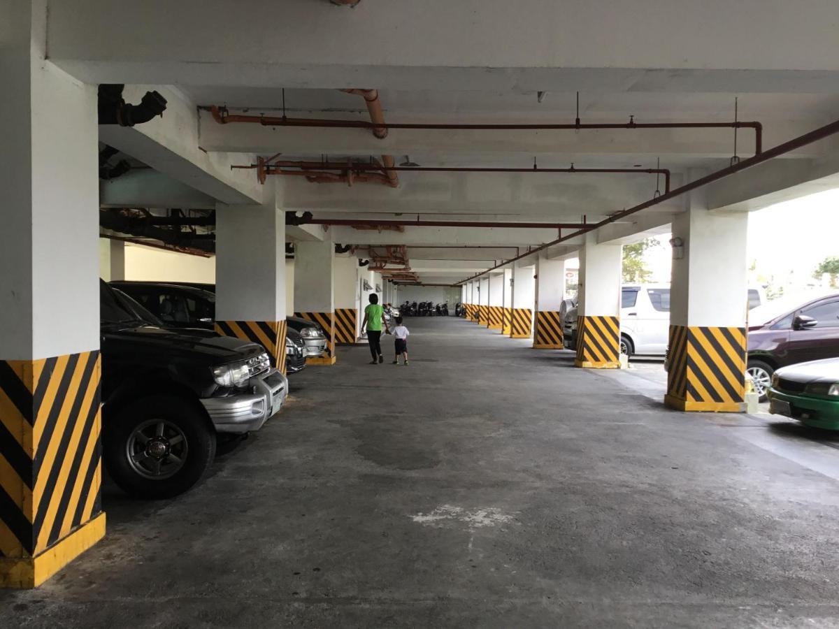 Condo With Free Swimming Pool & Viewing Deck Tagaytay City Exterior foto