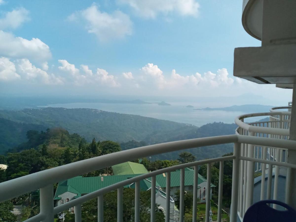 Condo With Free Swimming Pool & Viewing Deck Tagaytay City Exterior foto