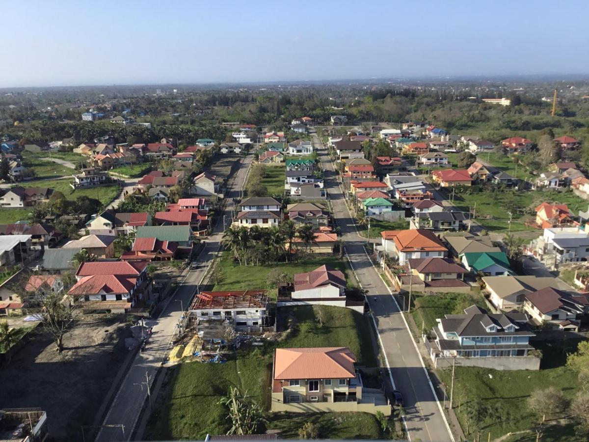 Condo With Free Swimming Pool & Viewing Deck Tagaytay City Exterior foto